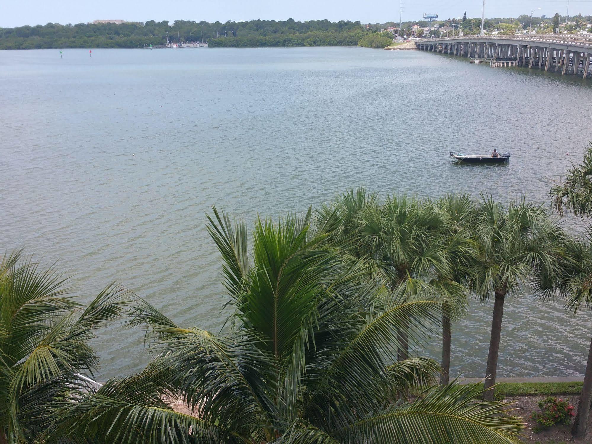 Boca Ciega Resort By Travel Resort Services Saint Petersburg Eksteriør billede